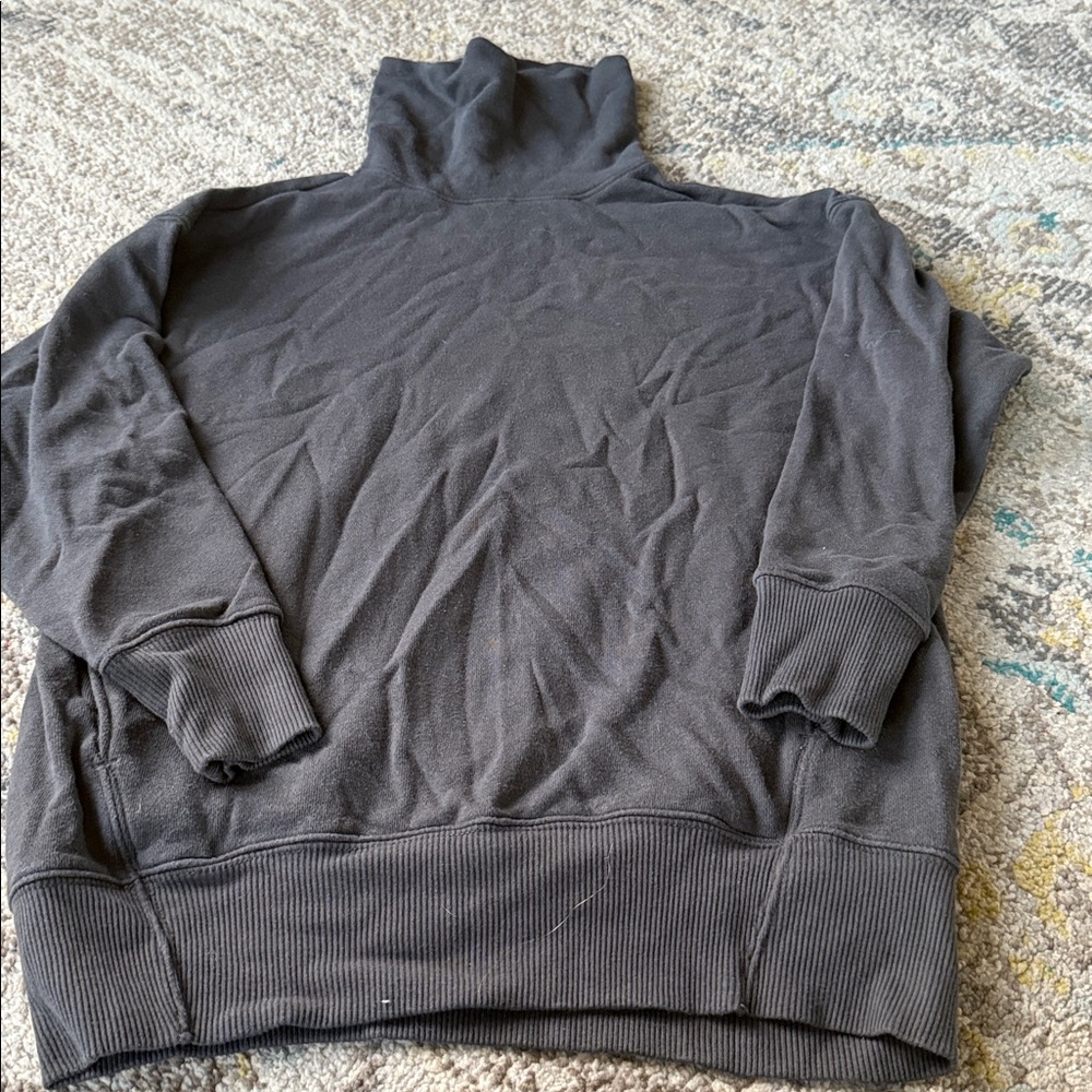 Aerie Turtleneck Sweatshirt. XS